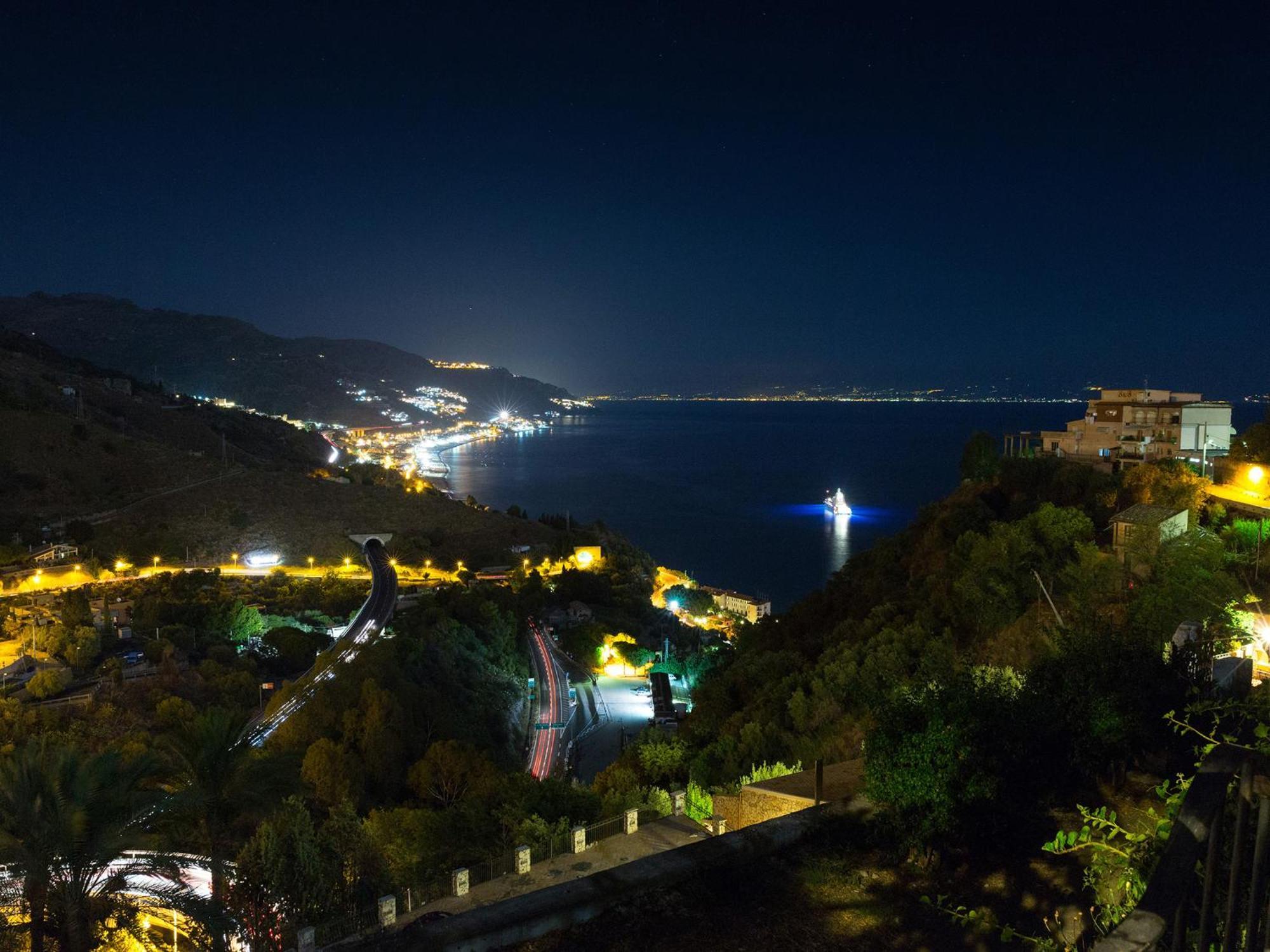 Medea Residence Appartamenti Vacanze Таормина Номер фото